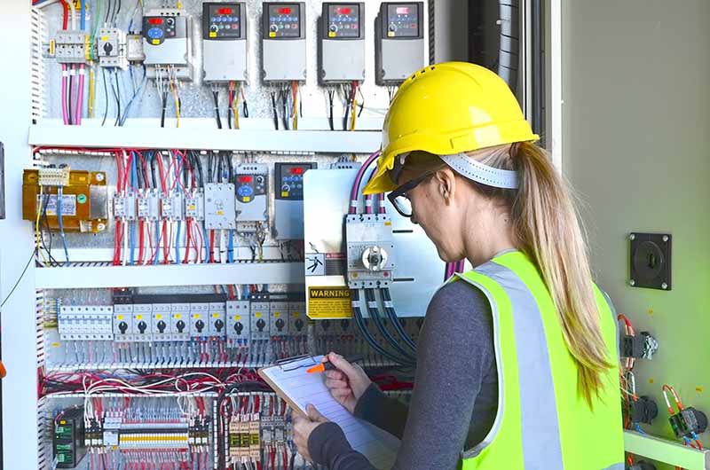 Houston Electrician for Due Diligence Electrical Report for Review